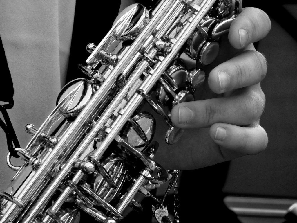 concept de saxophone et de musique